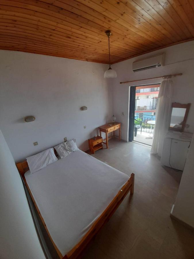 Christina Sunny Rooms Луца Екстер'єр фото