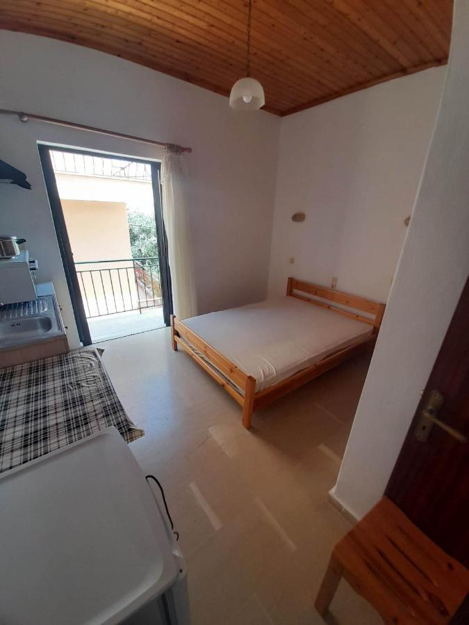 Christina Sunny Rooms Луца Екстер'єр фото