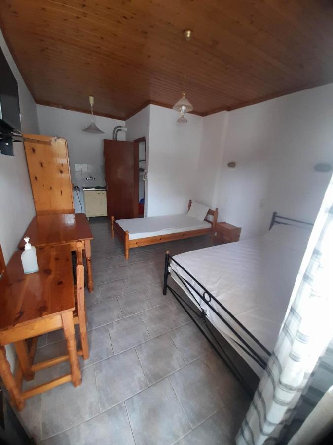 Christina Sunny Rooms Луца Екстер'єр фото